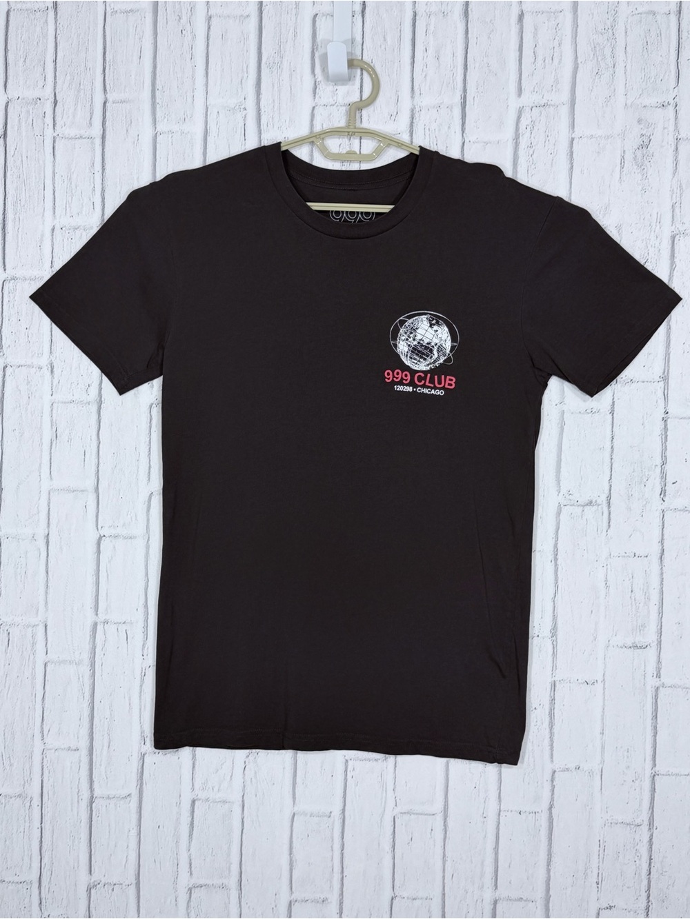 🔥 999 Club 100% COTTON Chicago Let’s Remain Positive Today Graphic Tee Brown L